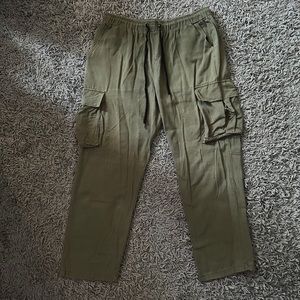 MENS SHEIN ARMY GREEN DRAWSTRING CARGO PANTS WAIST: 32-34 DRAWSTRING WAIST